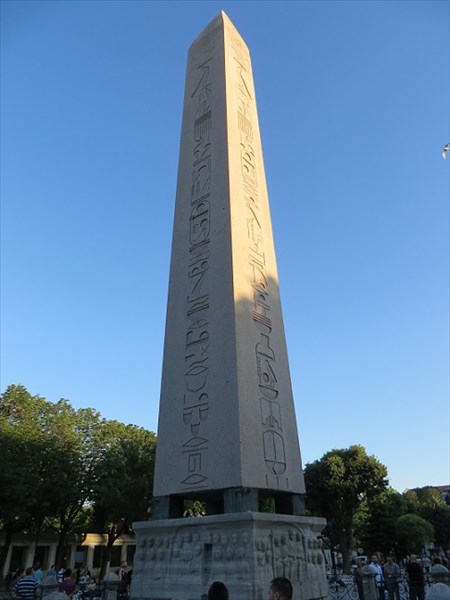 119-Египетский обелиск